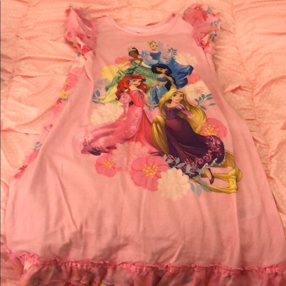 It’s nightgown pajamas